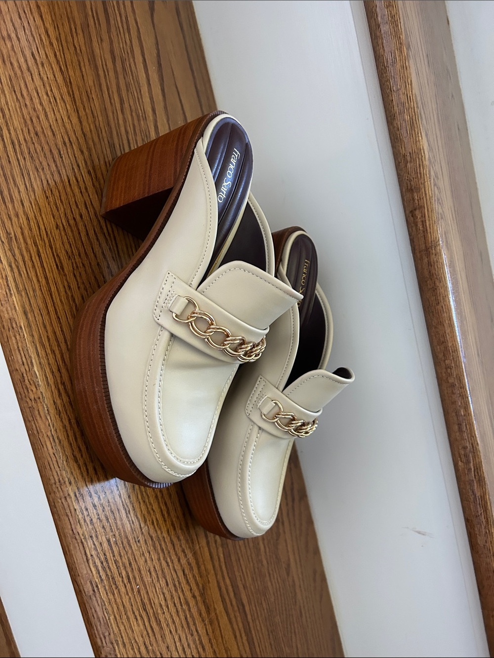 Franco Sarto Cream Leather Chain-Trim Platform Mules